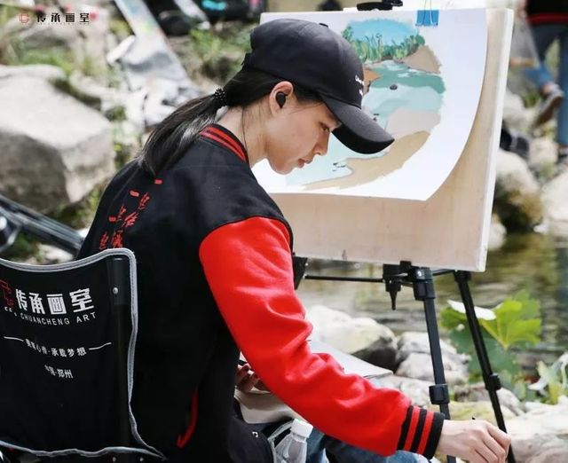 匠心筑梦，绘就艺术未来——探秘郑州传承画室的教育魅力